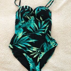 Old Navy One Piece Swimsuit